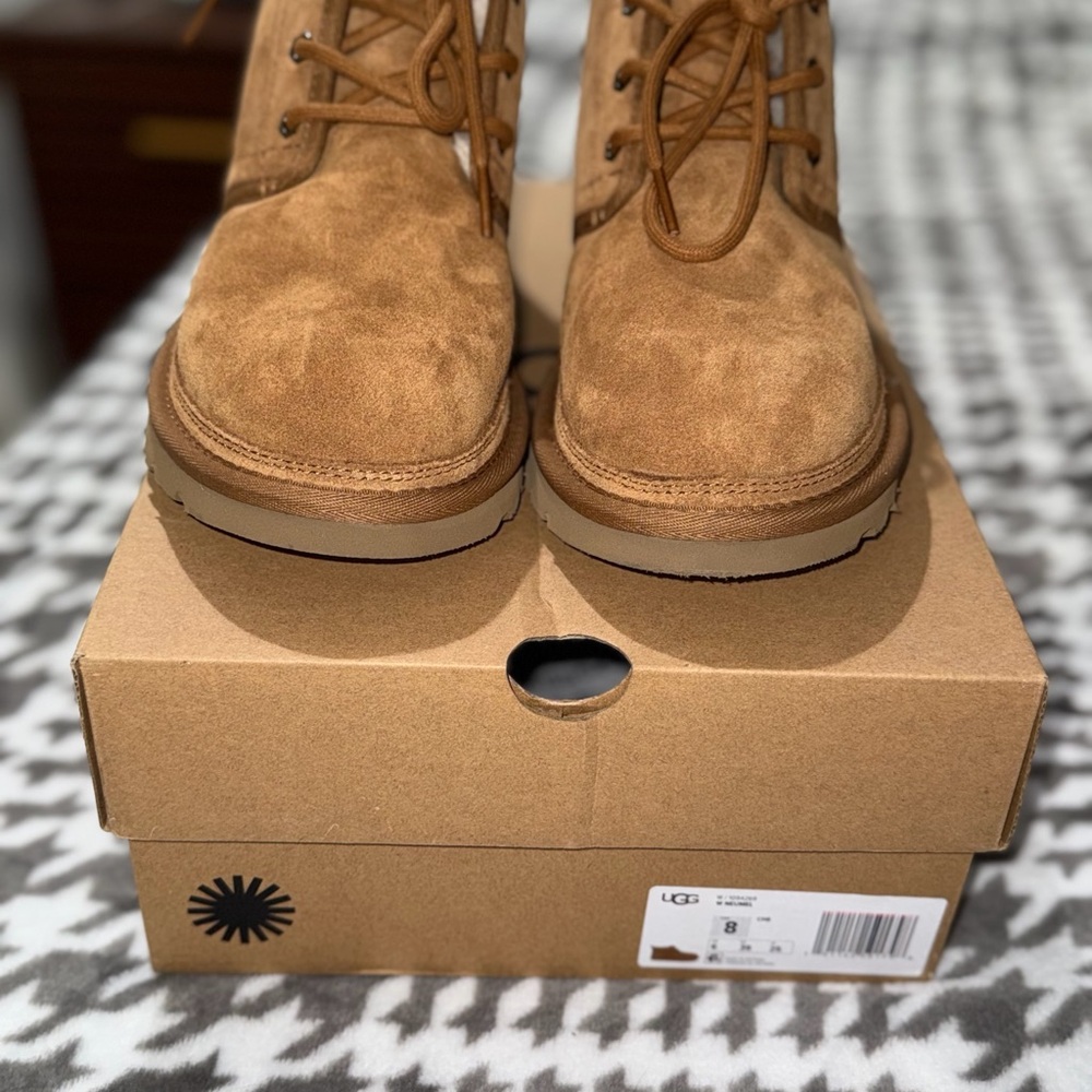 UGG Neumel Boots in Tan
